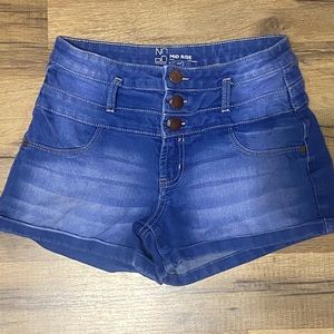 No boundaries size 9 Jean shorts